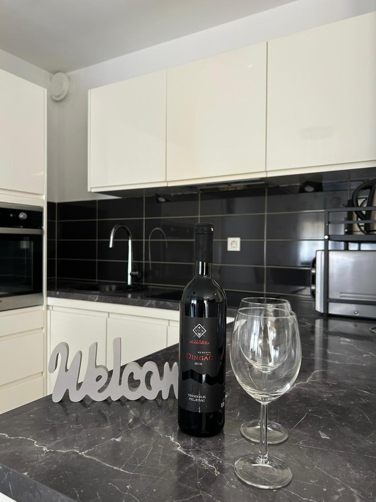 Apartment Dalmatinos Split Znjan Ngoại thất bức ảnh