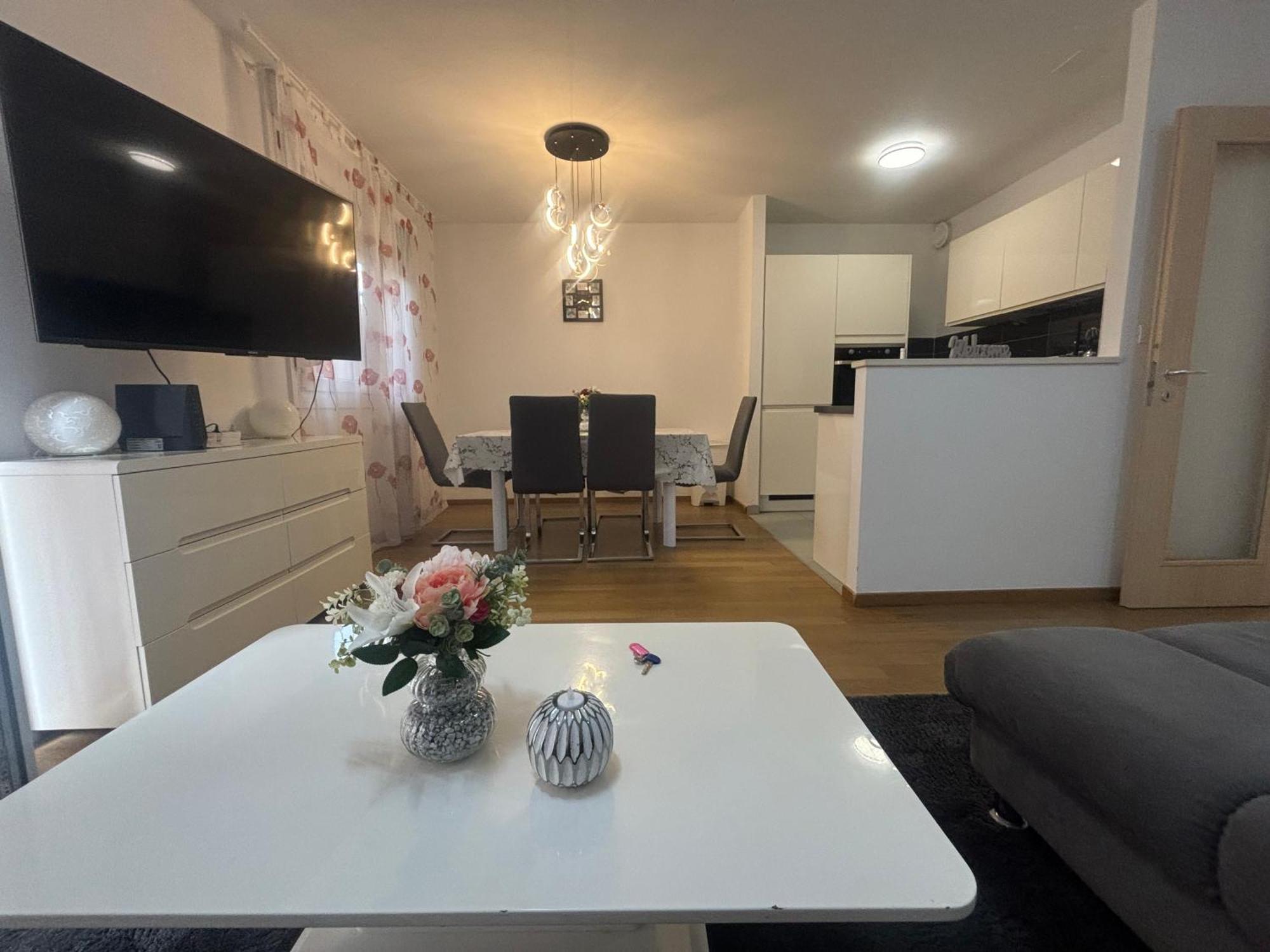 Apartment Dalmatinos Split Znjan Ngoại thất bức ảnh